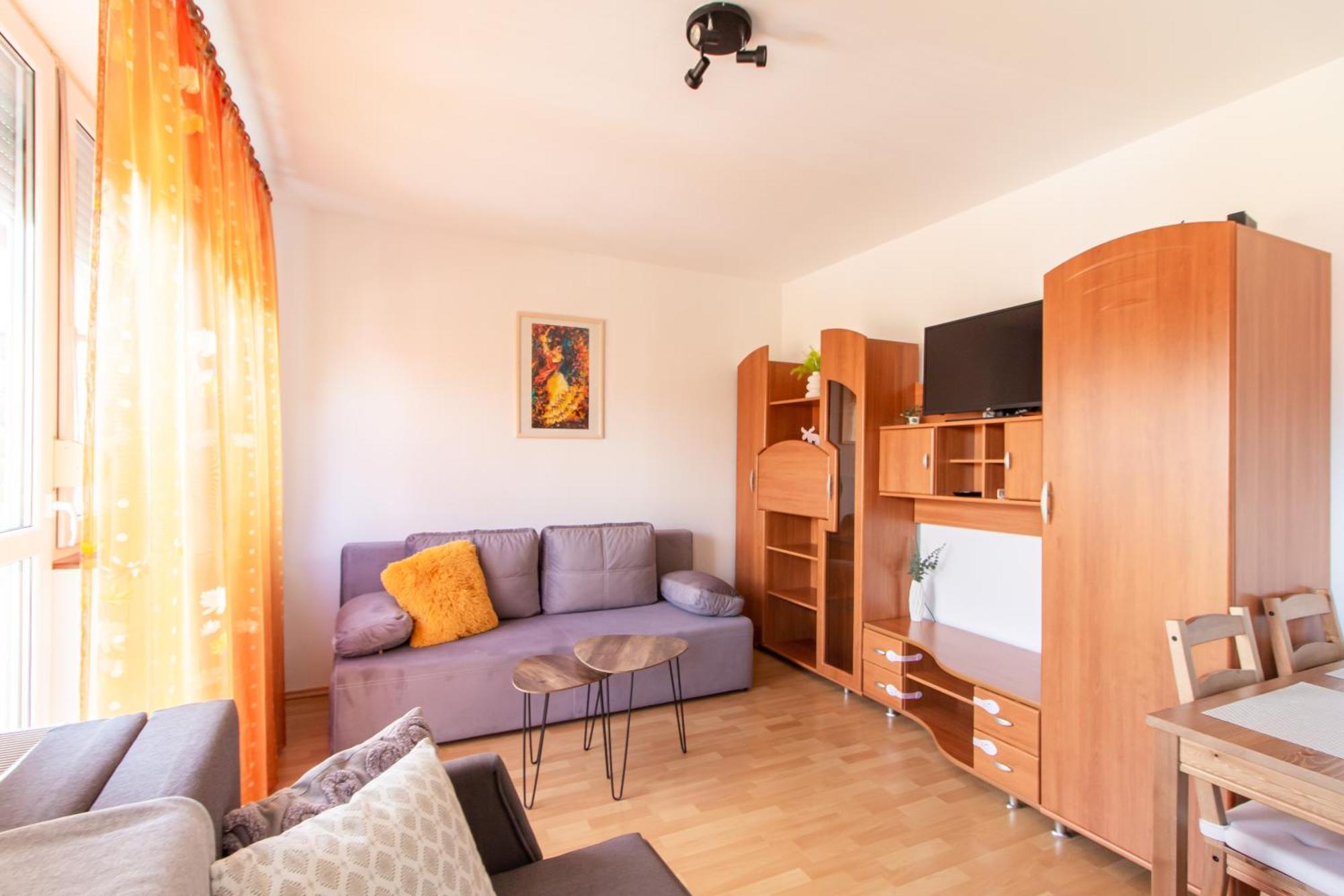 Viky'S Apartment Győr Esterno foto